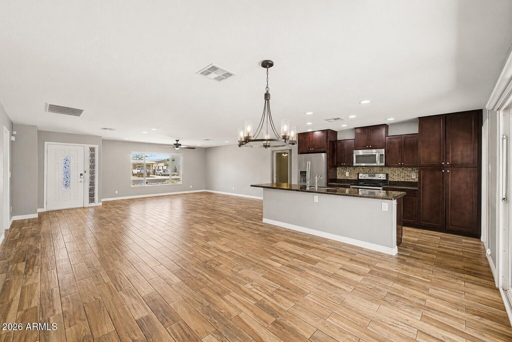 1340 E Donner Drive - Photo 5