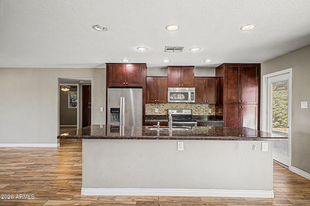 1340 E Donner Drive - Photo 8