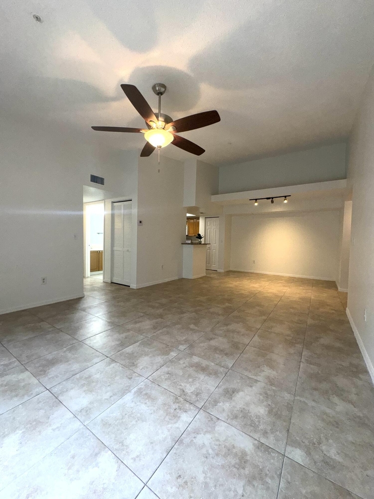 1300 Crestwood Drive - Photo 3