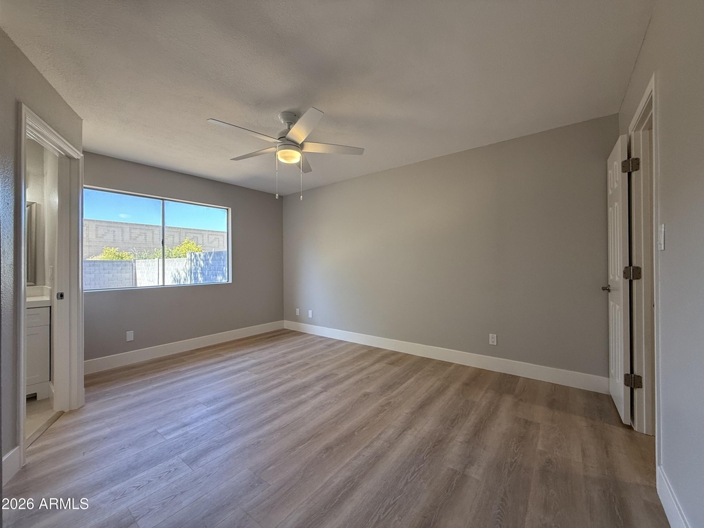 2340 E Isabella Avenue - Photo 2
