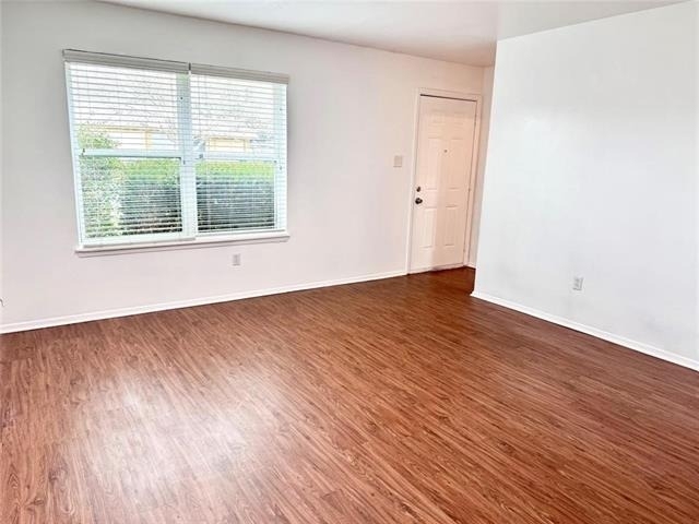 441 Sw Thomas Street - Photo 2