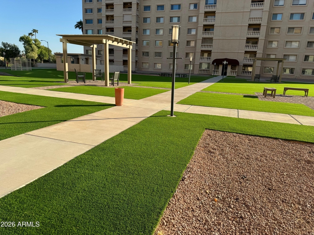 7950 E Camelback Road - Photo 21