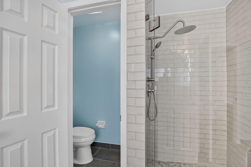 1959 Water Ridge Dr - Photo 28
