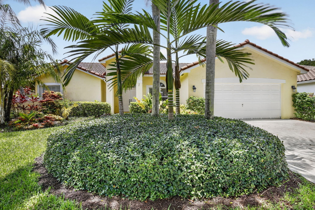 1959 Water Ridge Dr - Photo 48