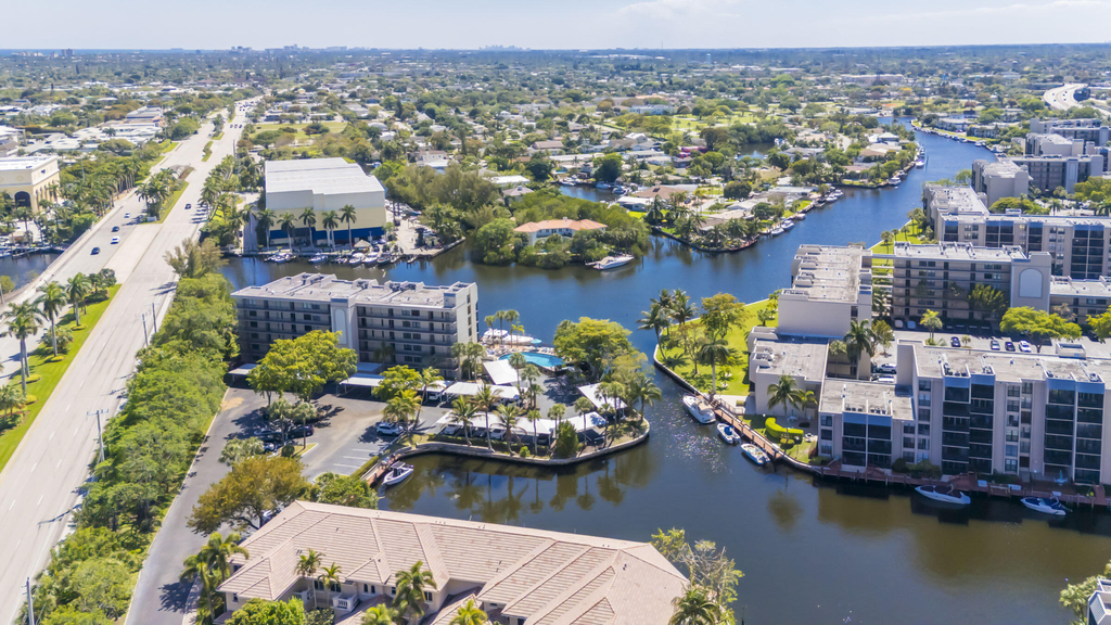 22 Royal Palm Way - Photo 43