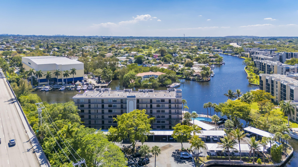 22 Royal Palm Way - Photo 39