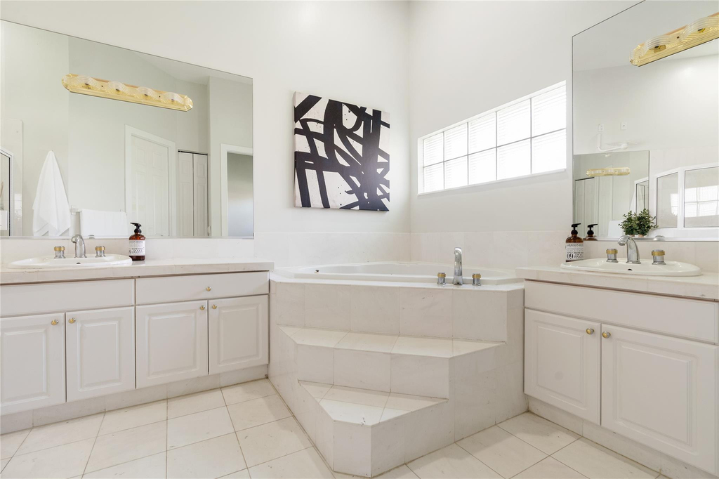 4903 Nw 101st Avenue - Photo 37