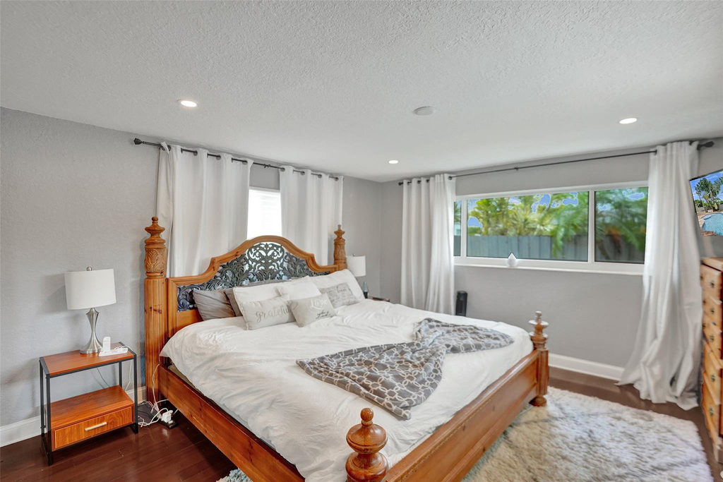 720 Nw 29th Court - Photo 10