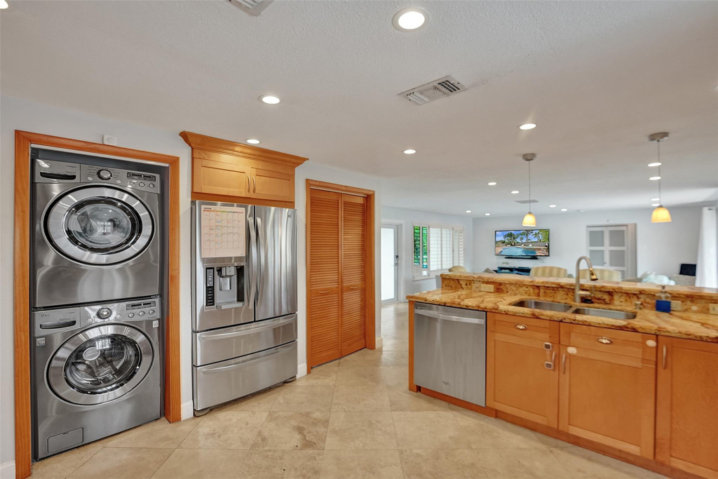 720 Nw 29th Court - Photo 6