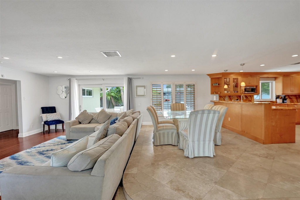 720 Nw 29th Court - Photo 4