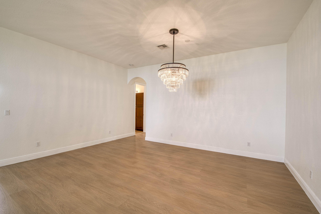 172 Manor Circle - Photo 16