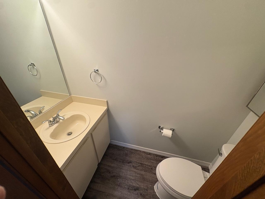 1838 Foxhall Circle - Photo 14