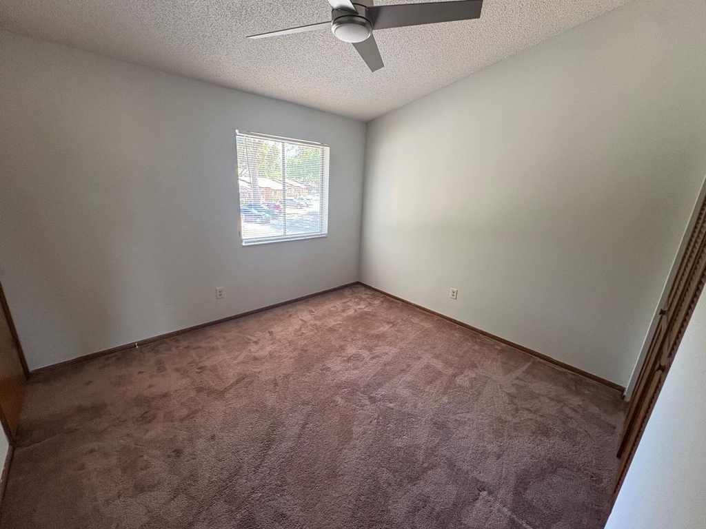 1838 Foxhall Circle - Photo 9