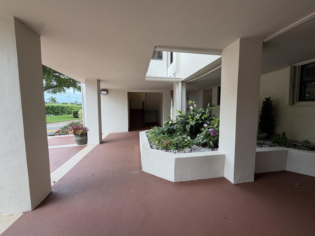 112 Lake Emerald Drive - Photo 21
