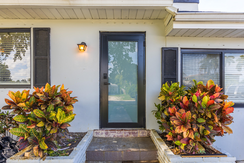 1625 Cleveland Street - Photo 0