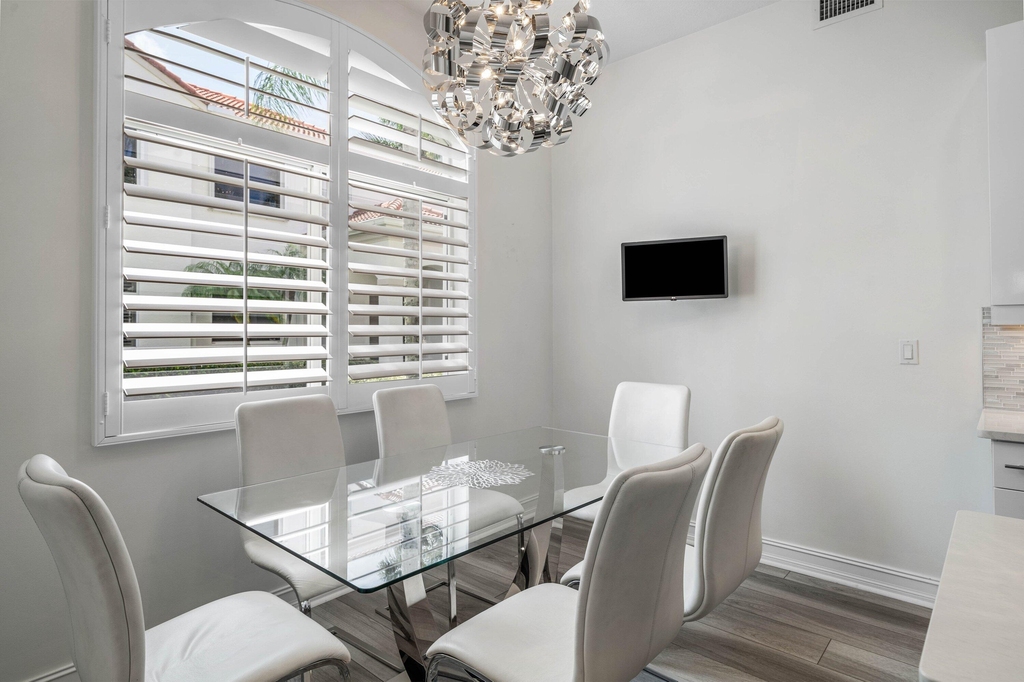 123 Palm Bay Terrace - Photo 11