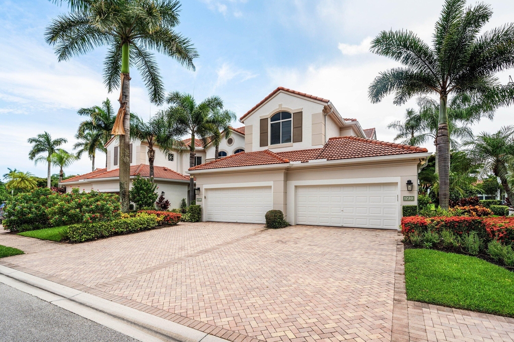 123 Palm Bay Terrace - Photo 0