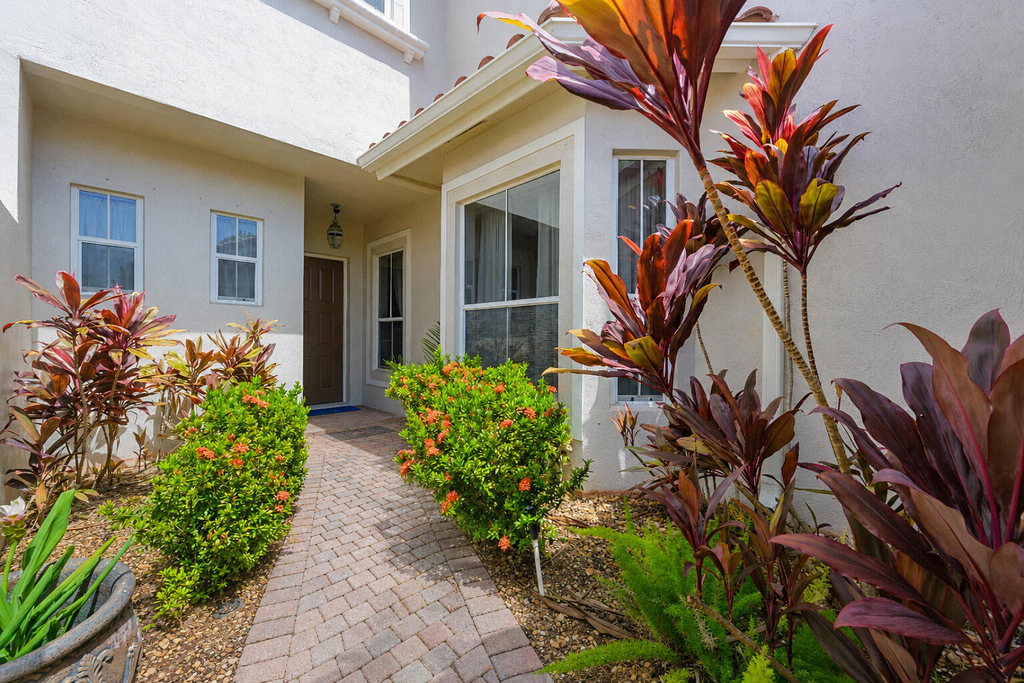 1384 Harbor View W - Photo 25