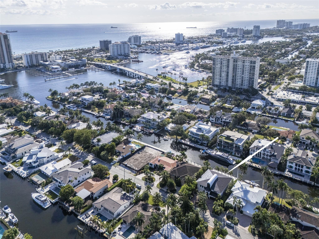 2430 Castilla Isle - Photo 54