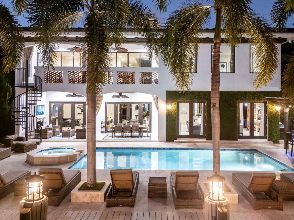 2430 Castilla Isle - Photo 3