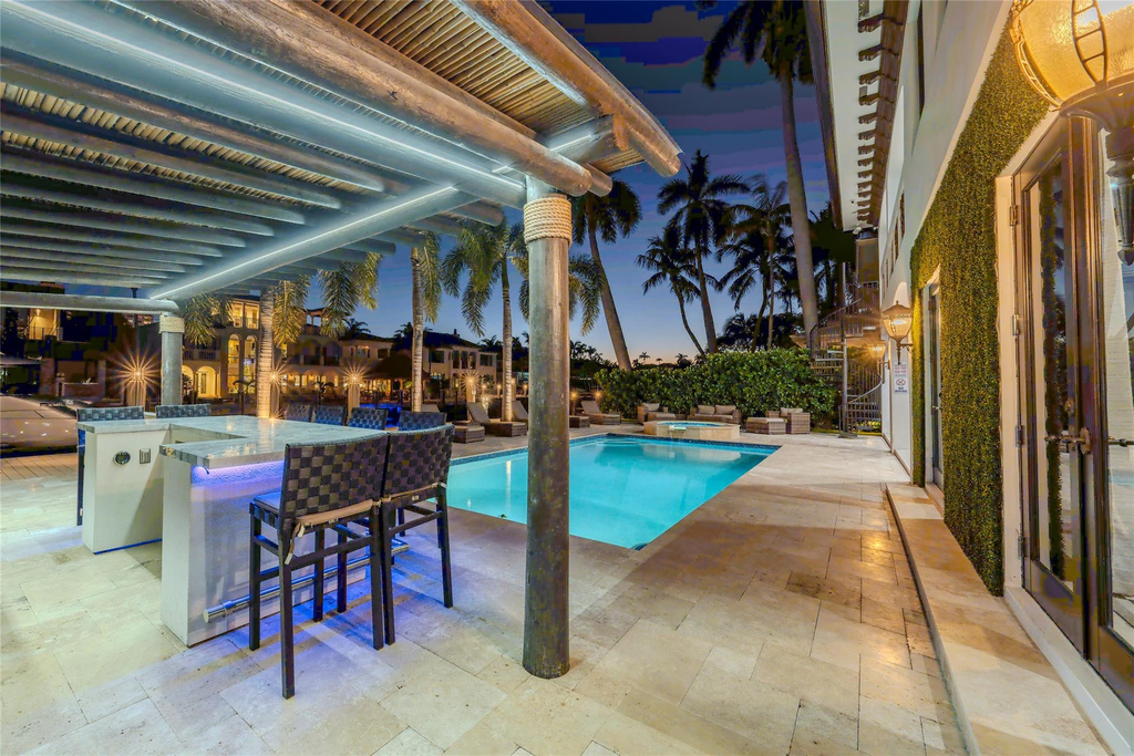 2430 Castilla Isle - Photo 5