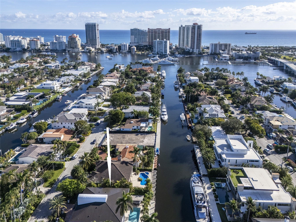 2430 Castilla Isle - Photo 52