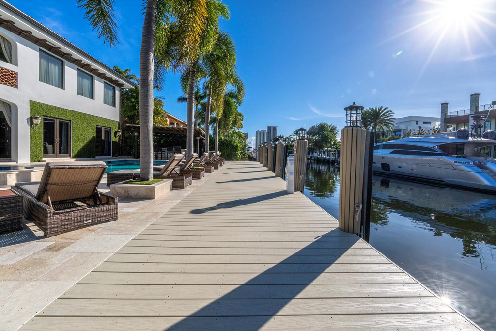 2430 Castilla Isle - Photo 50