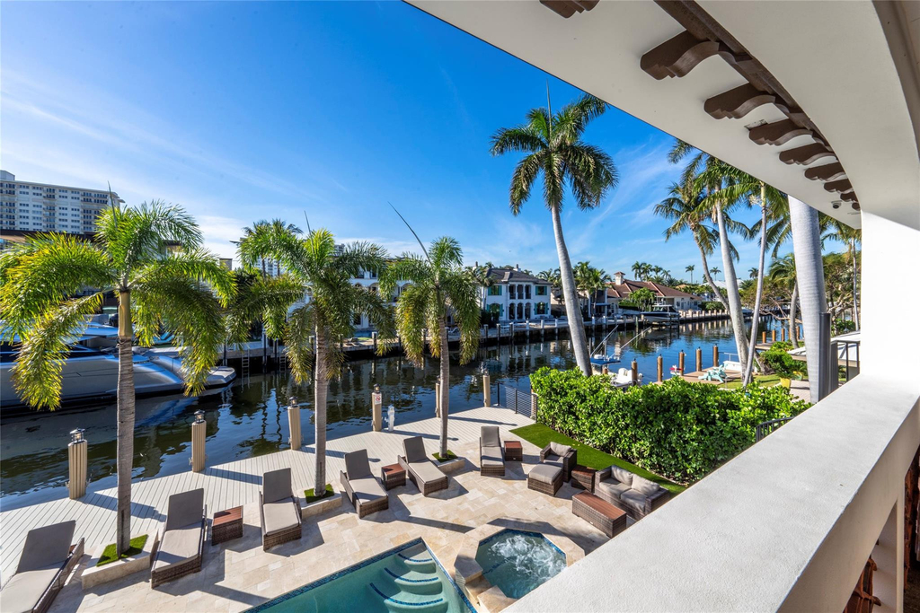 2430 Castilla Isle - Photo 22