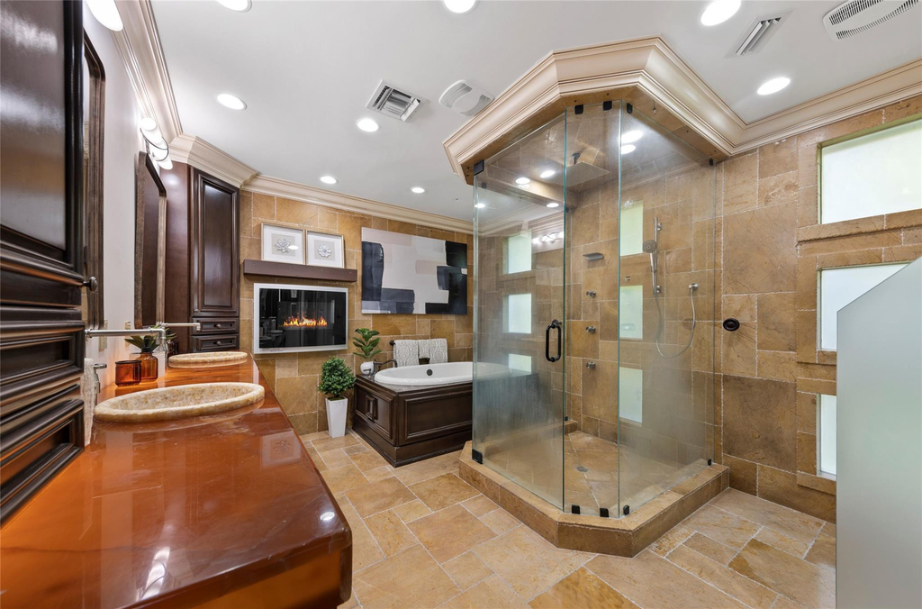 2430 Castilla Isle - Photo 23