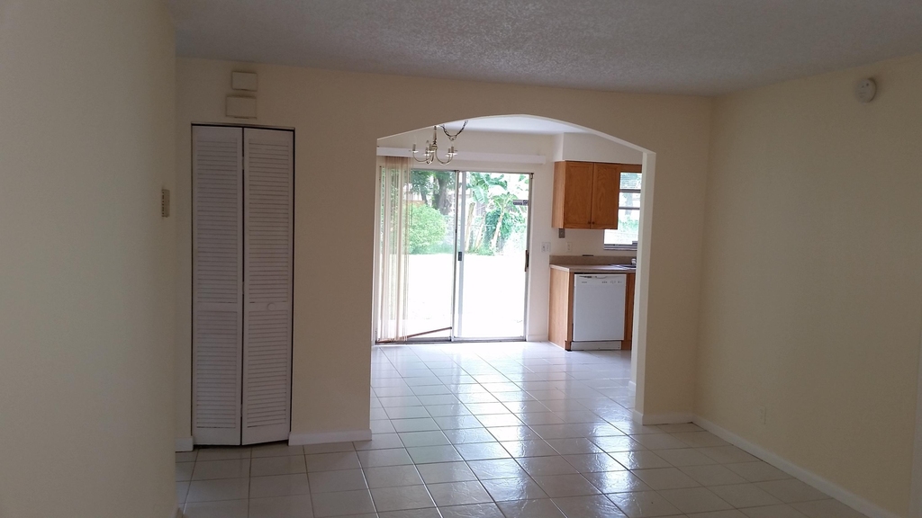 460 Fleming Avenue - Photo 10