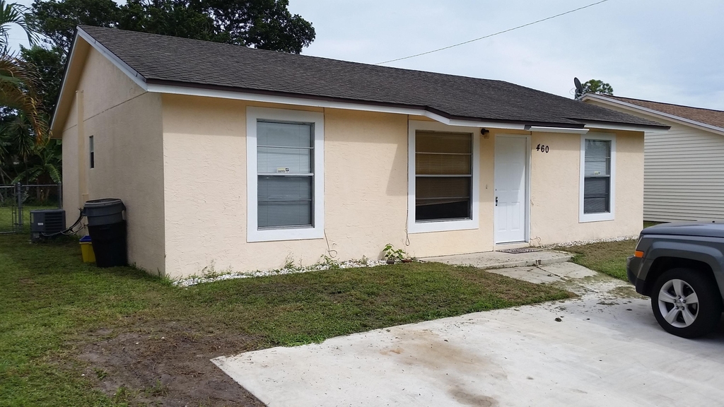 460 Fleming Avenue - Photo 0