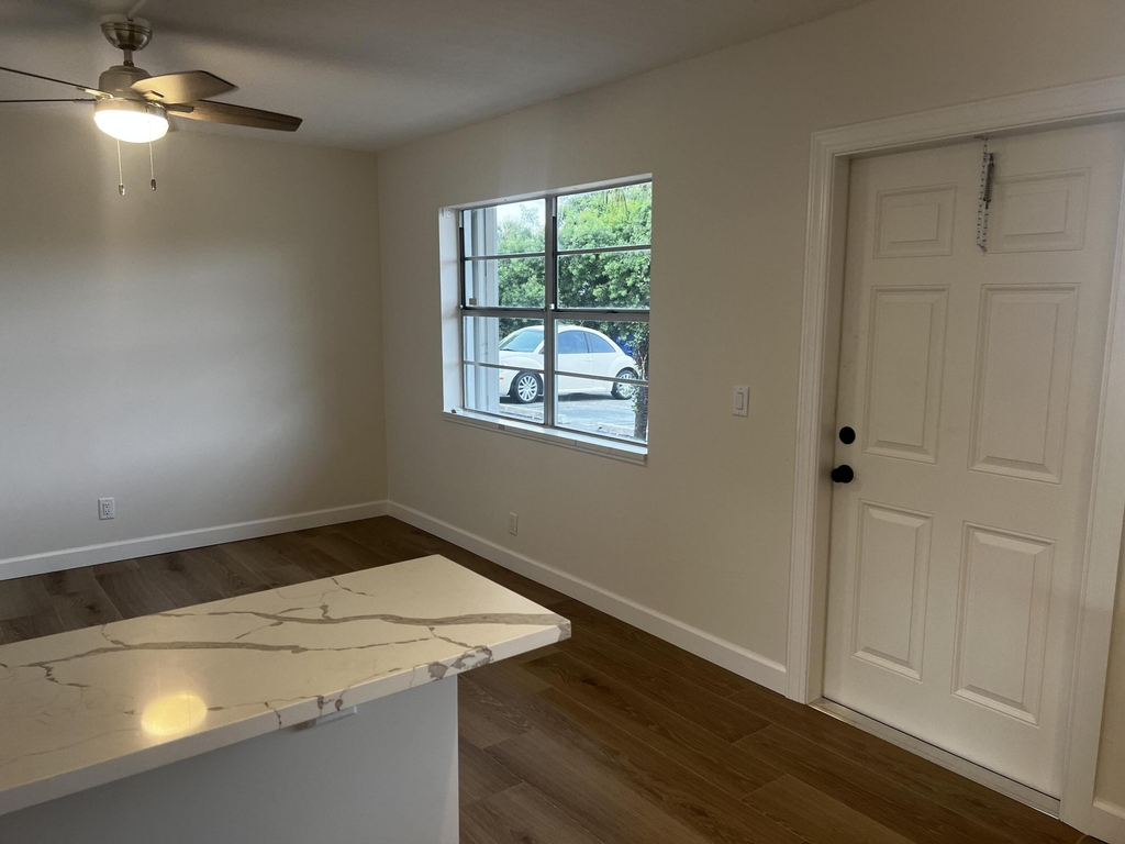 609 Ne 6th Court - Photo 4