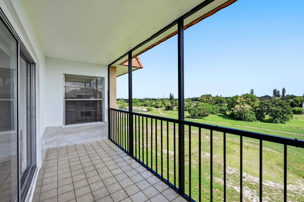 4158 Inverrary Drive - Photo 21