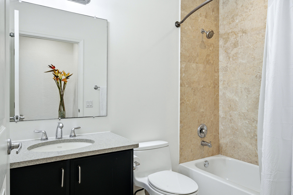 1640 Presidential Way - Photo 25