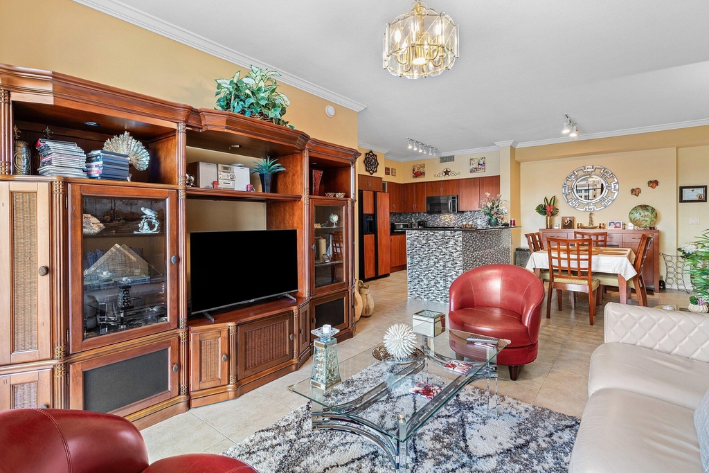 233 S Federal Highway - Photo 5