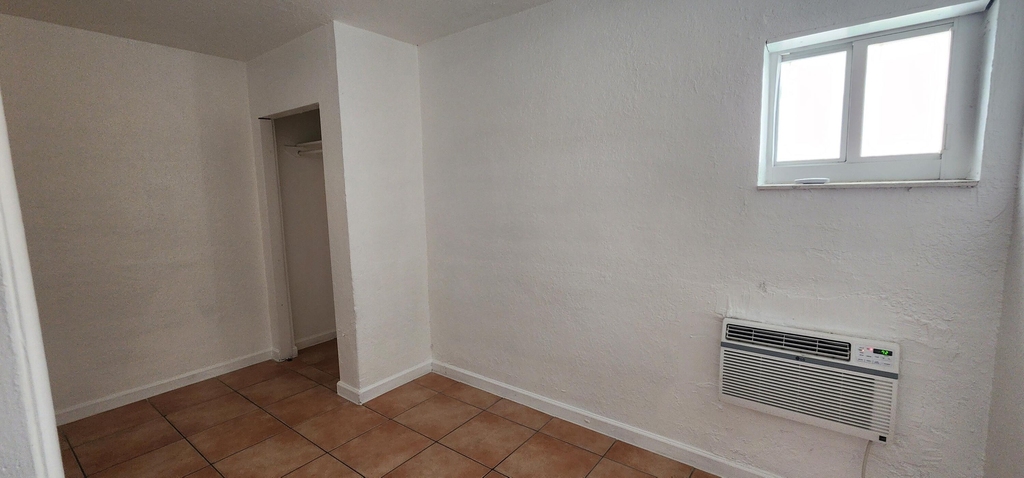 620 Nw 7th Avenue - Photo 6