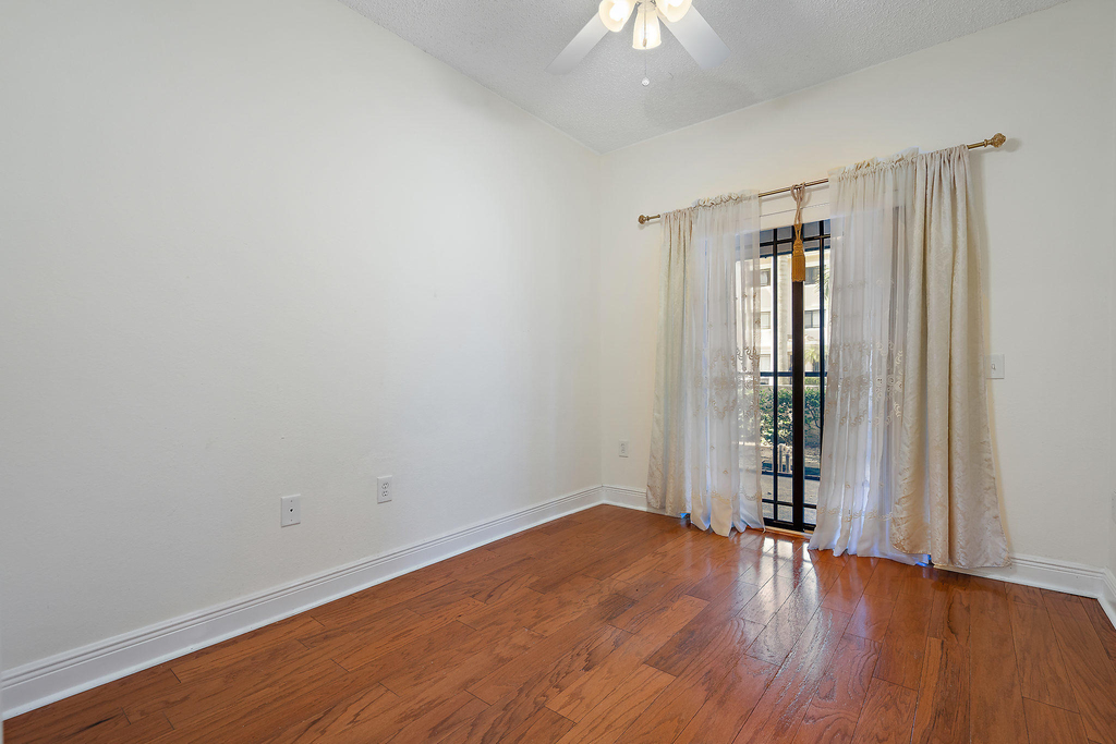 2803 Sarento Place - Photo 9