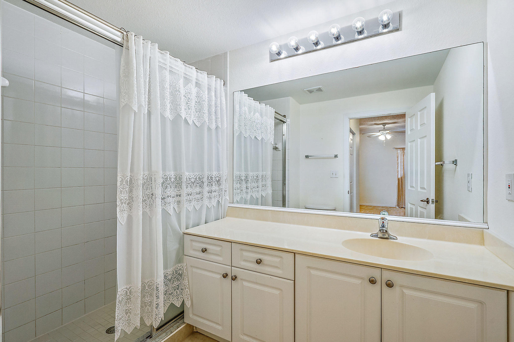 2803 Sarento Place - Photo 25