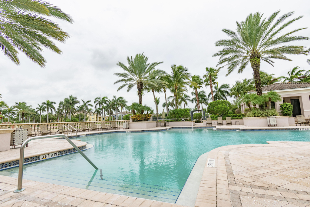 2803 Sarento Place - Photo 40