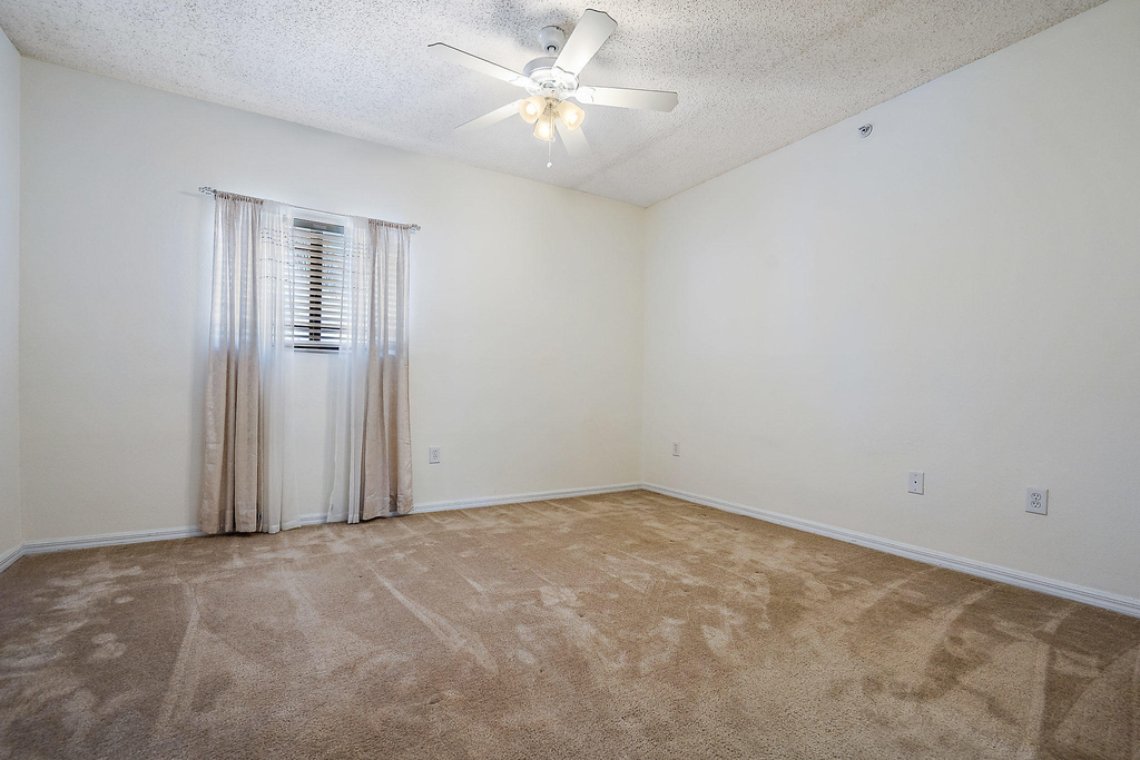 2803 Sarento Place - Photo 22