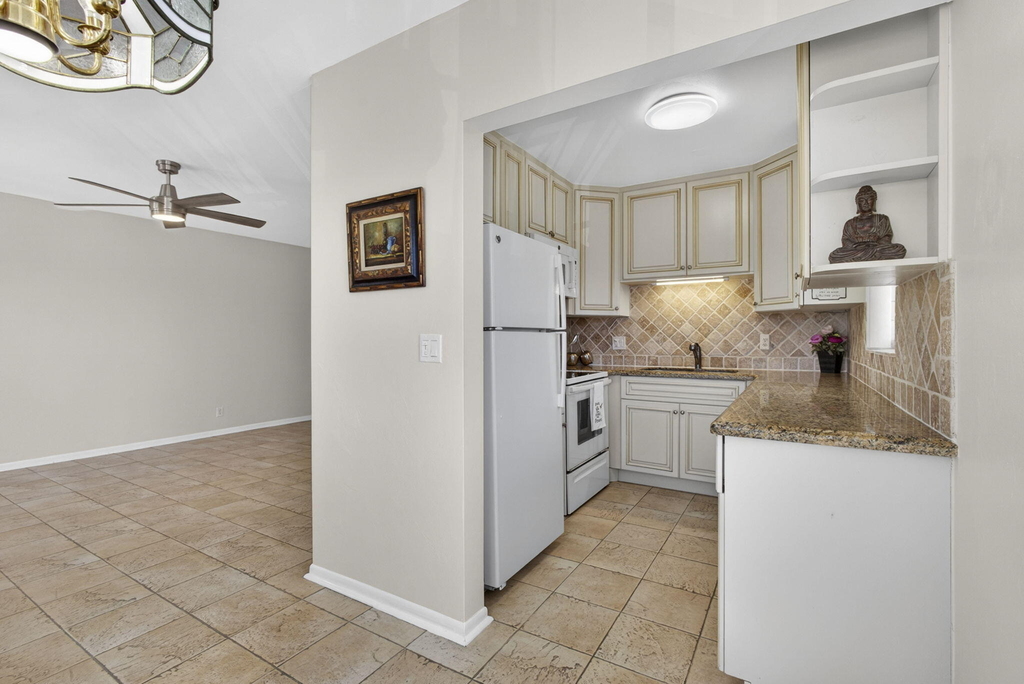 3402 Cynthia Lane - Photo 18