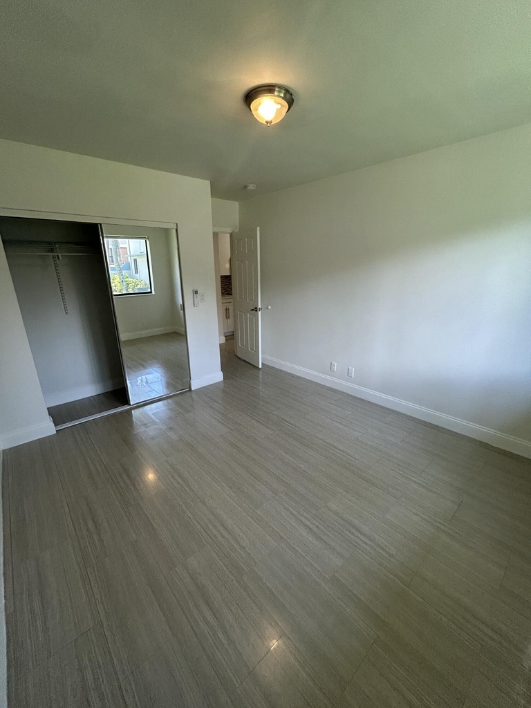914 Ne 15th Avenue - Photo 8
