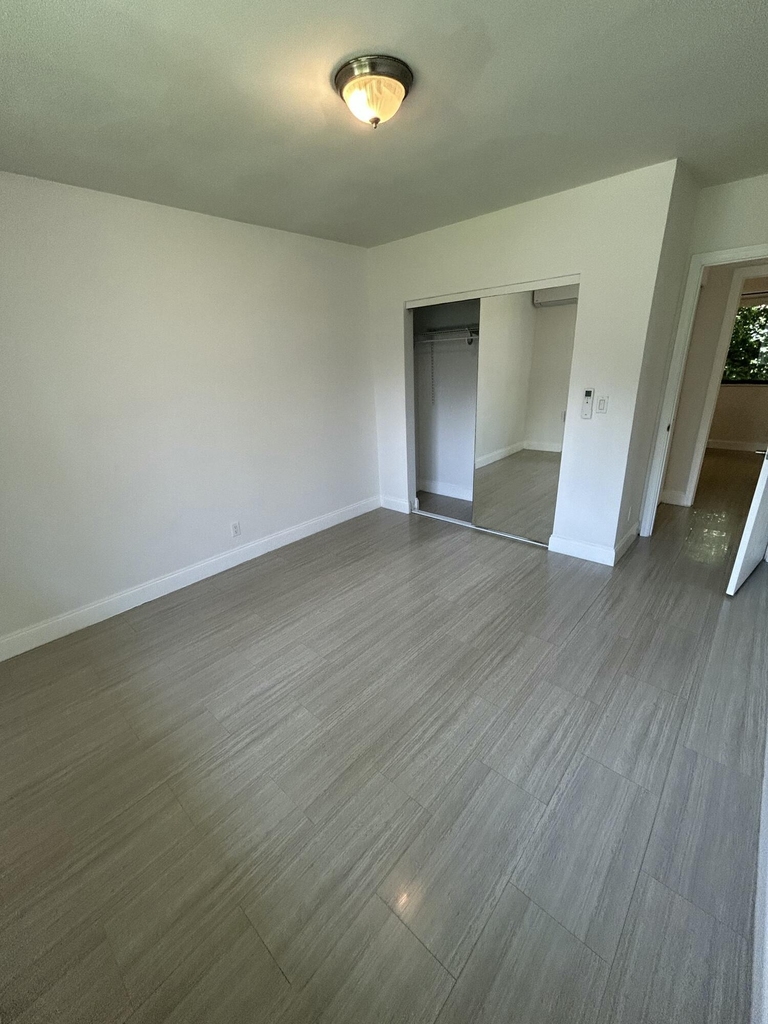 914 Ne 15th Avenue - Photo 9