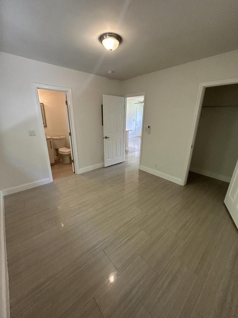 914 Ne 15th Avenue - Photo 12
