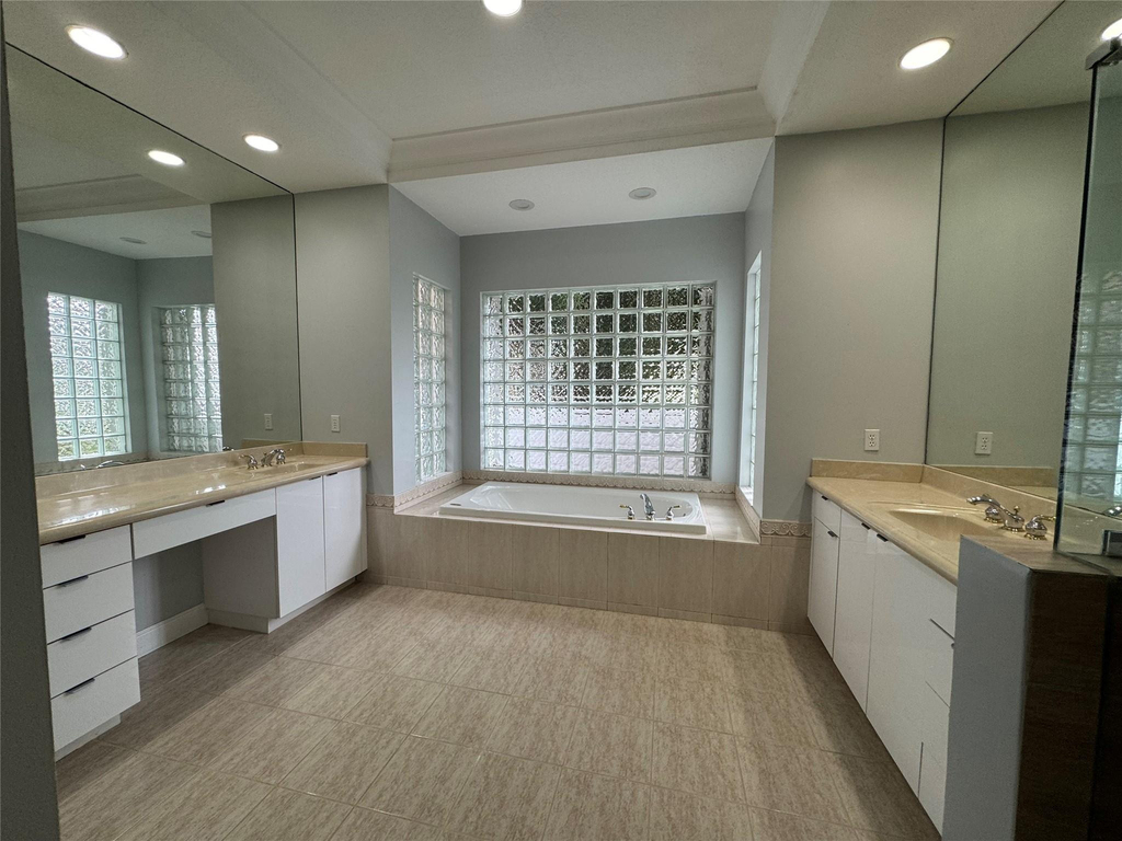 11165 Whitehawk Street - Photo 16