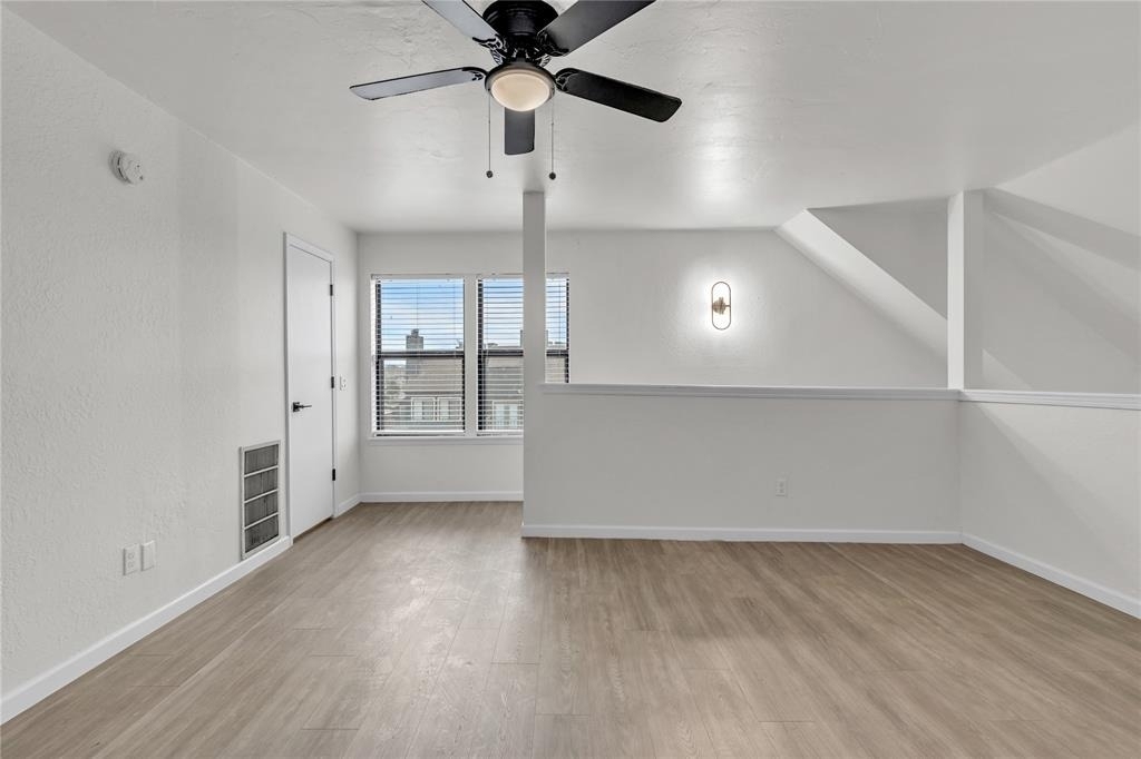 11560 N May Avenue - Photo 10