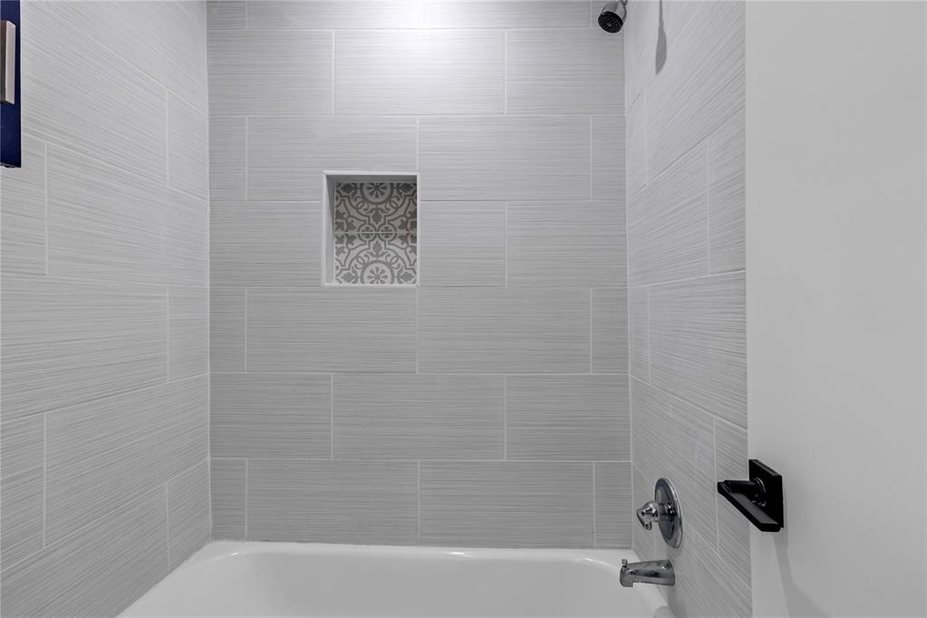 11560 N May Avenue - Photo 14