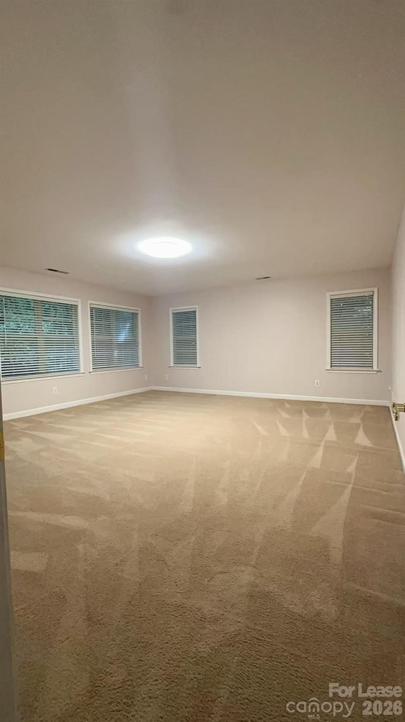 6025 Oakridge Court - Photo 42