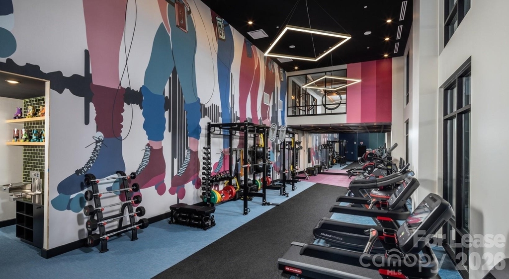 1015 N Alexander Street - Photo 13