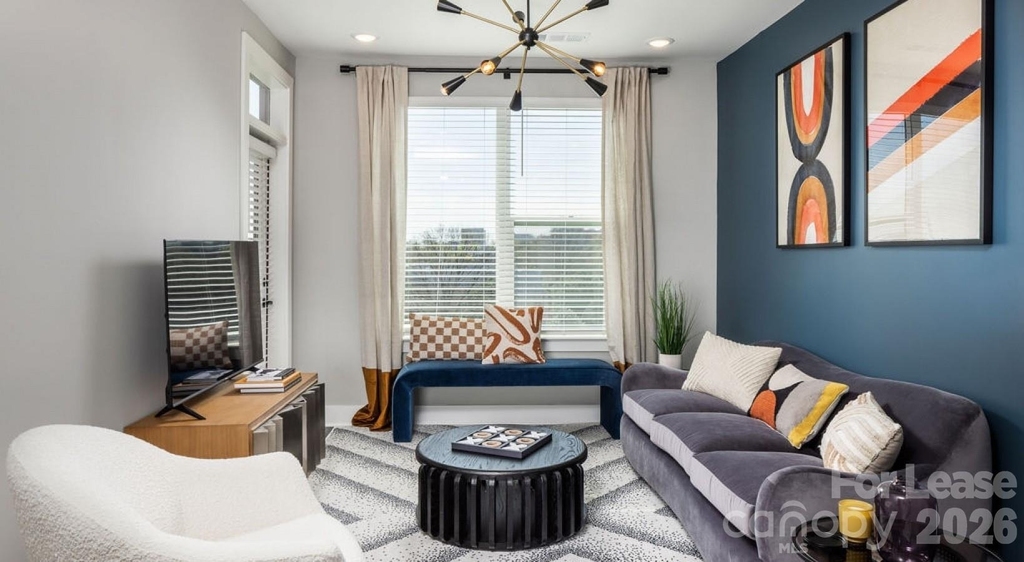 1015 N Alexander Street - Photo 26